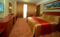 Romantikus és elegáns hotelszoba Hajdúszoboszlón Atlantis Hotelben Romantikus és elegáns hotelszoba Hajdúszoboszlón Atlantis Hotelben
