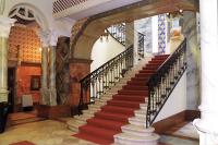 Palatinus Grand Hotel Pécs elegáns lépcsőháza Palatinus Grand Hotel Pécs elegáns lépcsőháza