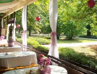 Park Hotel*** étterme Gyulán romantikus és elegáns környezetben magyaros ételkülönlegességekkel